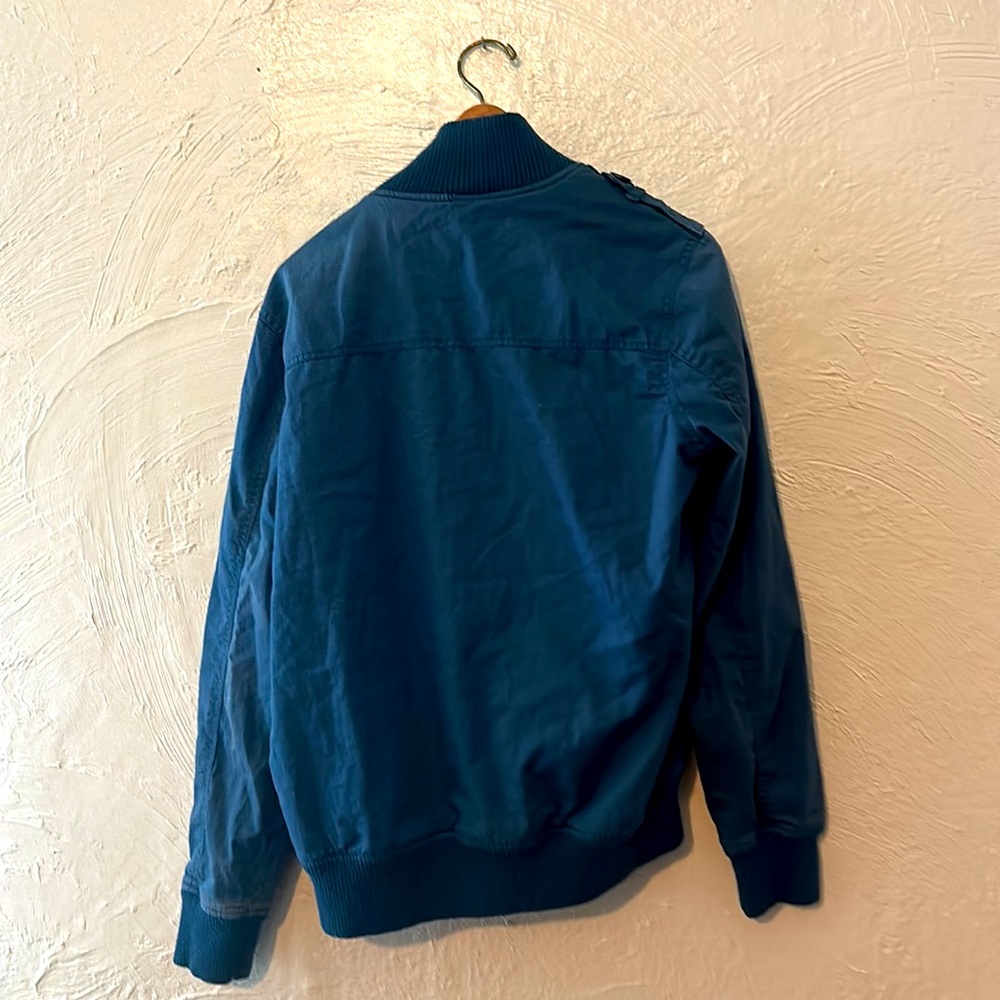 worn light spring jacket - Picture 5 of 5